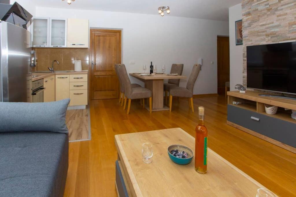 Apartments Vladimir #3 Makarska Extérieur photo
